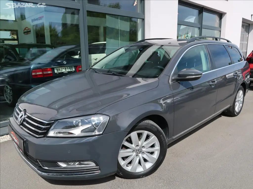 Volkswagen Passat, 2,0 TDi,103kW,Aut.klima,navi